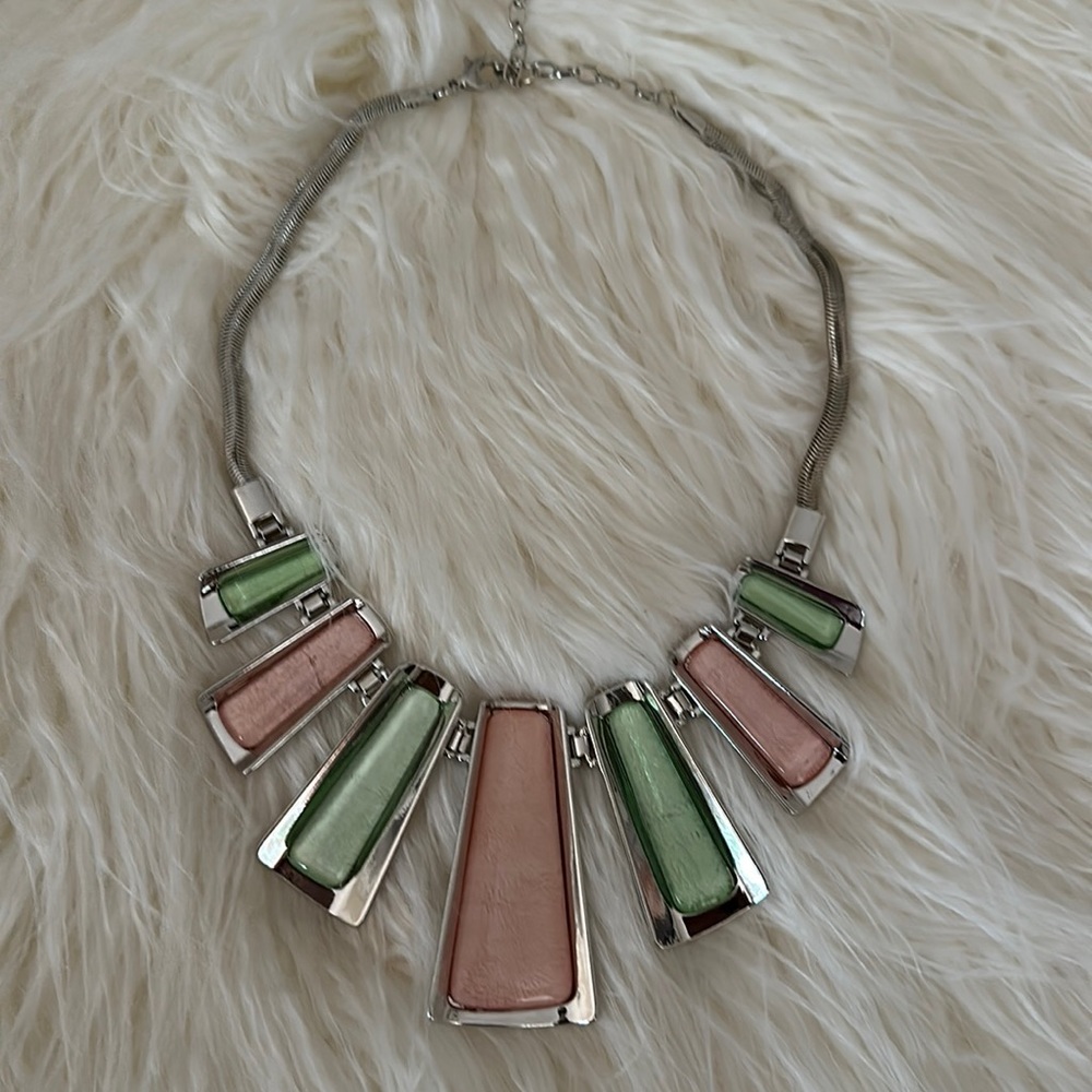 Statement necklace